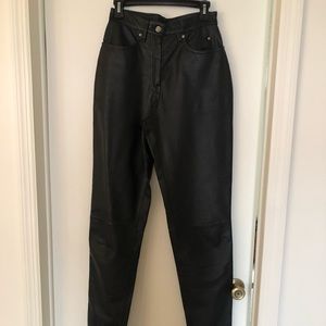 Harley Davidson black leather lined riding pant, size 34 / 6